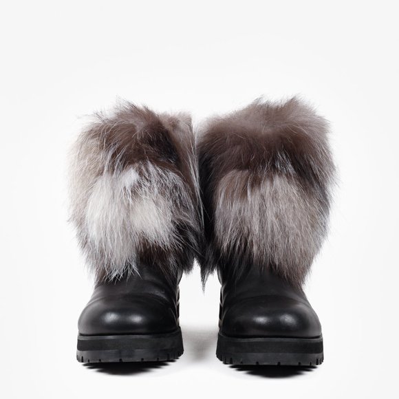 Jimmy Choo Dana Black Leather Grey Fur Boots - Picture 2 of 9